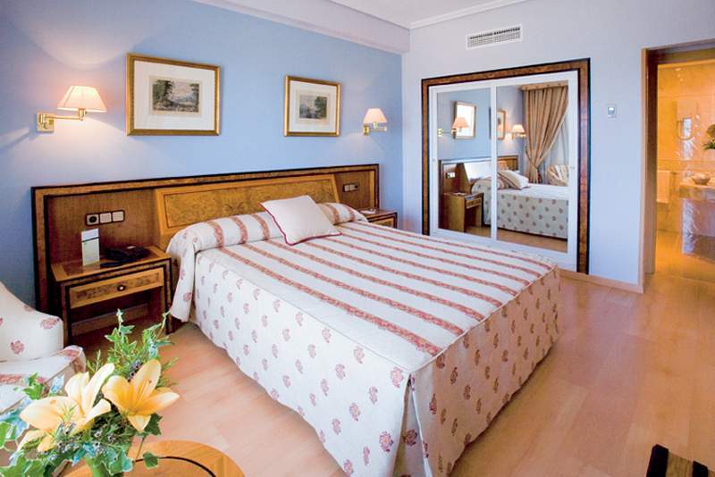 Ohtels Gran Hotel Almería Cameră foto